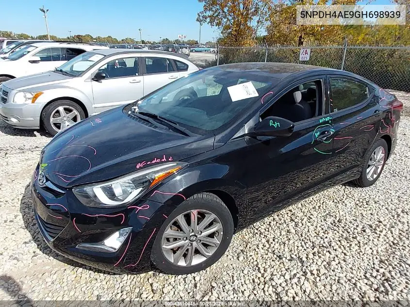 5NPDH4AE9GH698939 2016 Hyundai Elantra Se