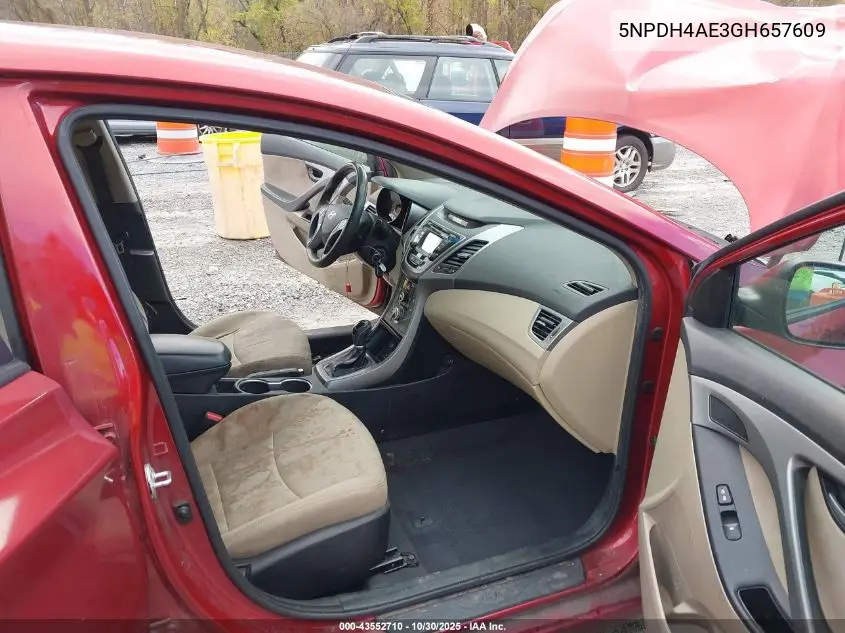 5NPDH4AE3GH657609 2016 Hyundai Elantra Se