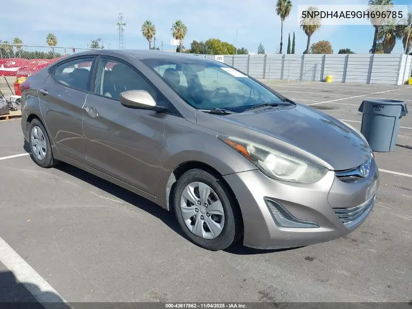 5NPDH4AE9GH696785 2016 Hyundai Elantra Se