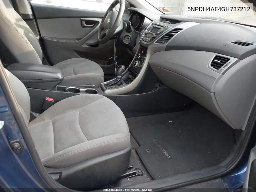 5NPDH4AE4GH737212 2016 Hyundai Elantra Se
