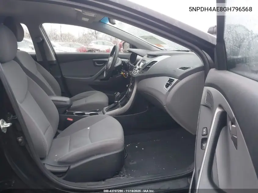 5NPDH4AE8GH796568 2016 Hyundai Elantra Se