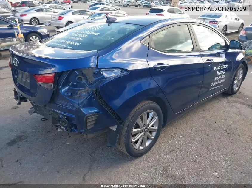 5NPDH4AE7GH705709 2016 Hyundai Elantra Se