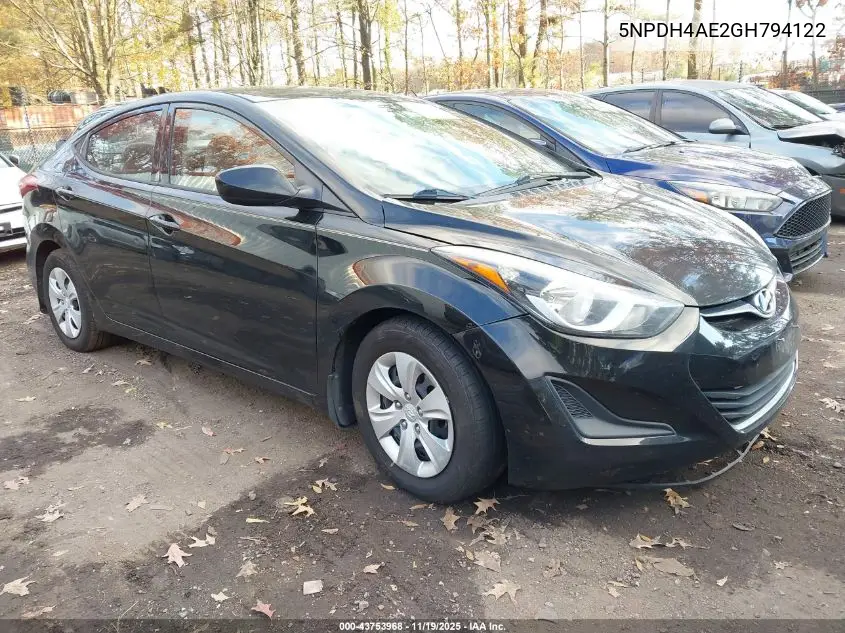 5NPDH4AE2GH794122 2016 Hyundai Elantra Se
