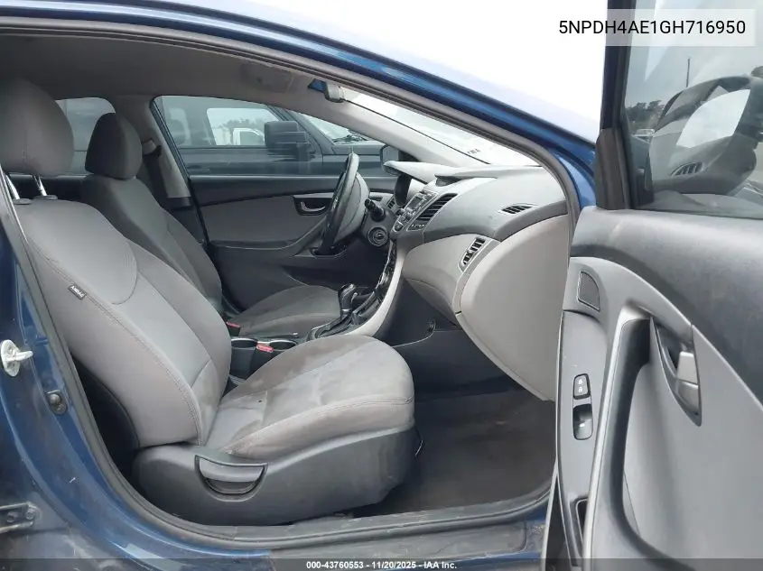 5NPDH4AE1GH716950 2016 Hyundai Elantra Se
