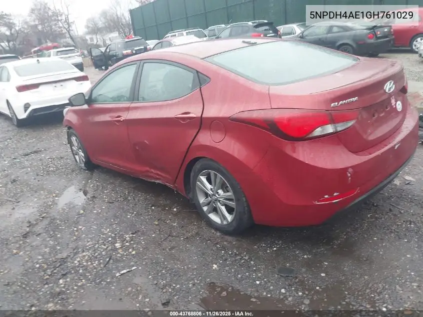 5NPDH4AE1GH761029 2016 Hyundai Elantra Se