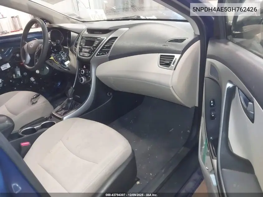 5NPDH4AE5GH762426 2016 Hyundai Elantra Se