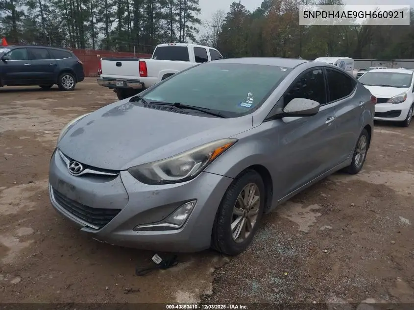 5NPDH4AE9GH660921 2016 Hyundai Elantra Se