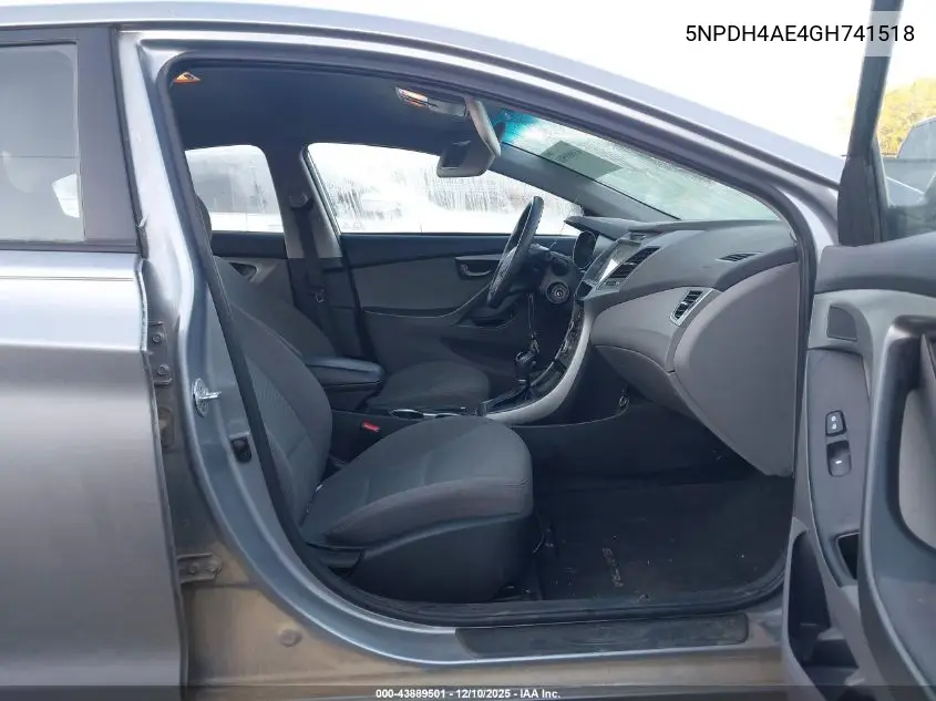 5NPDH4AE4GH741518 2016 Hyundai Elantra Se
