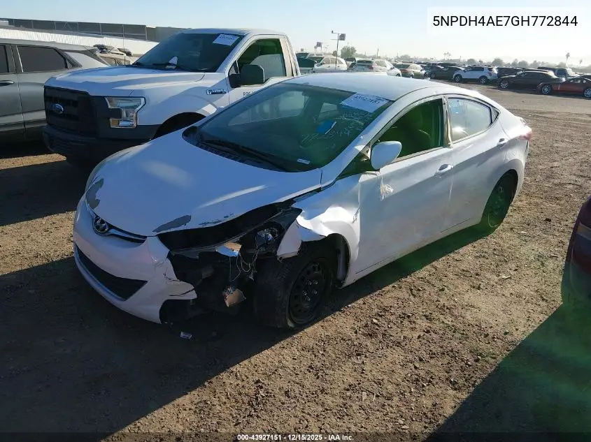 5NPDH4AE7GH772844 2016 Hyundai Elantra Se
