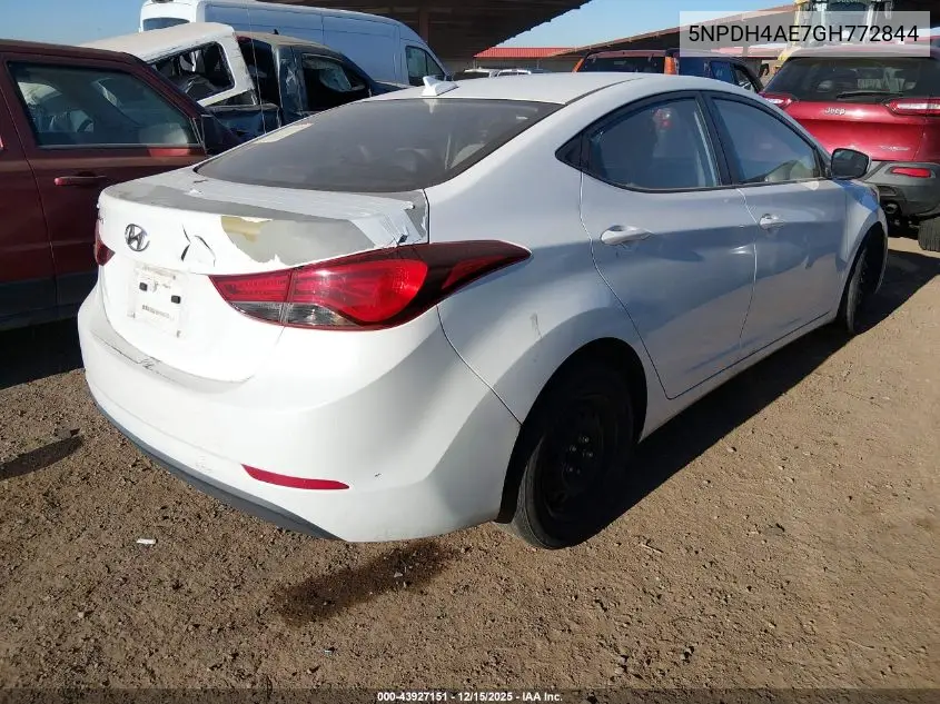 5NPDH4AE7GH772844 2016 Hyundai Elantra Se