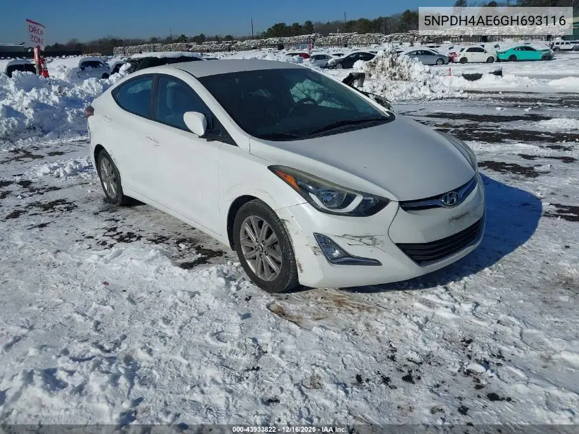 5NPDH4AE6GH693116 2016 Hyundai Elantra Se