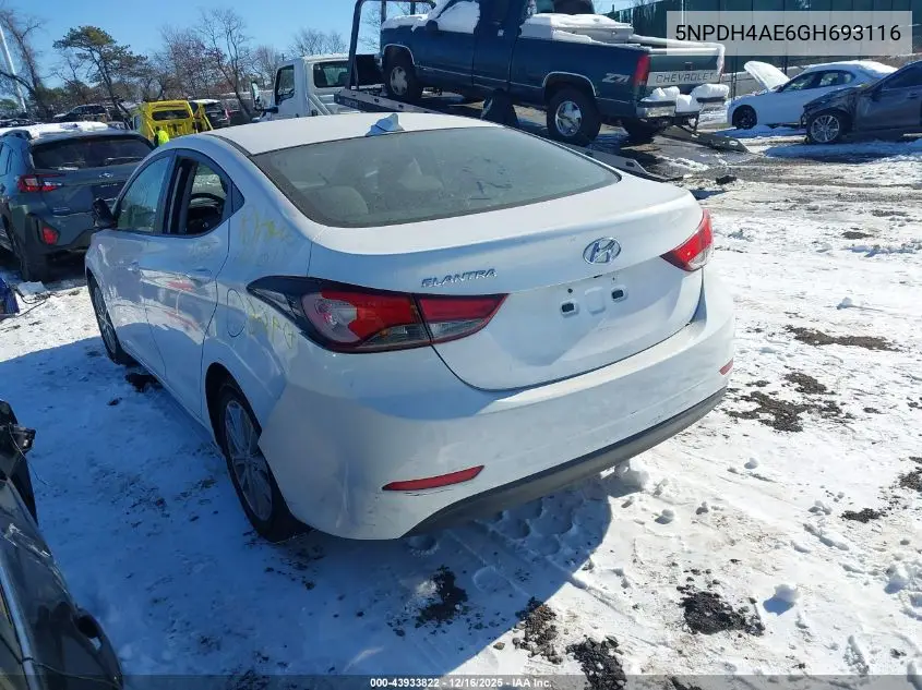 5NPDH4AE6GH693116 2016 Hyundai Elantra Se