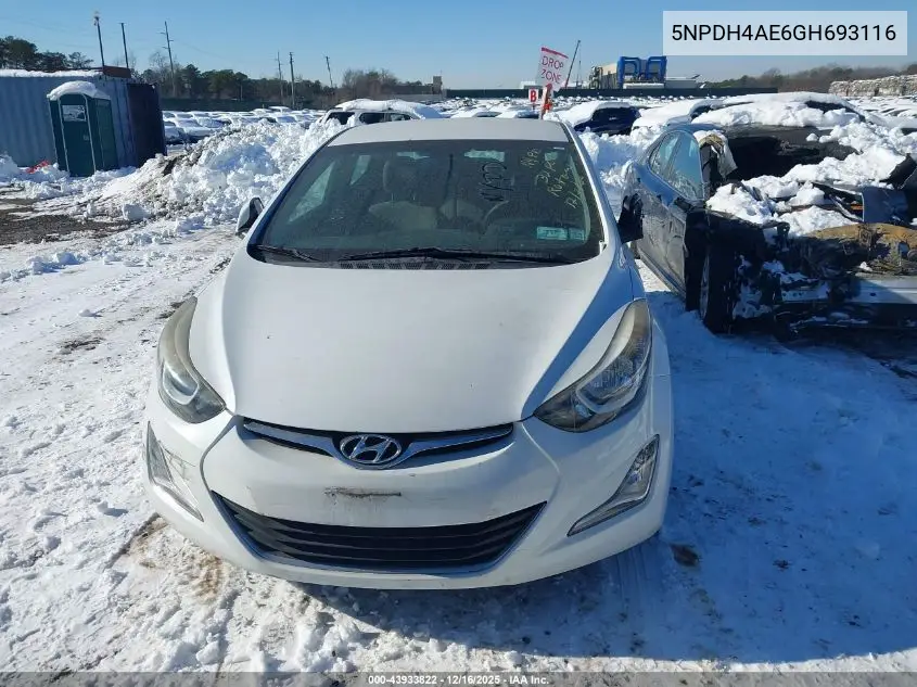 5NPDH4AE6GH693116 2016 Hyundai Elantra Se