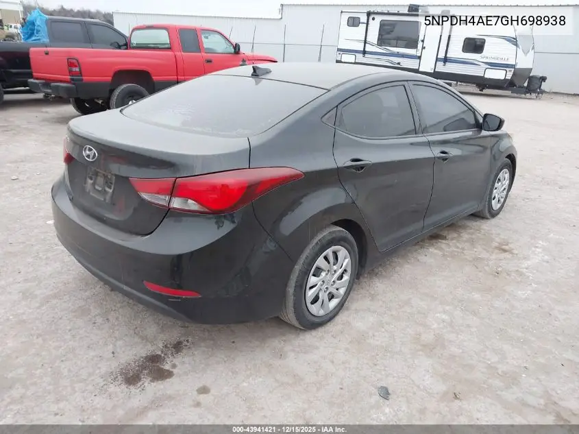 5NPDH4AE7GH698938 2016 Hyundai Elantra Se