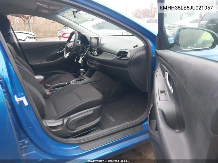 KMHH35LE5JU021057 2018 Hyundai Elantra Gt