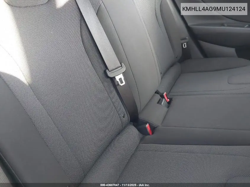 KMHLL4AG9MU124124 2021 Hyundai Elantra Se