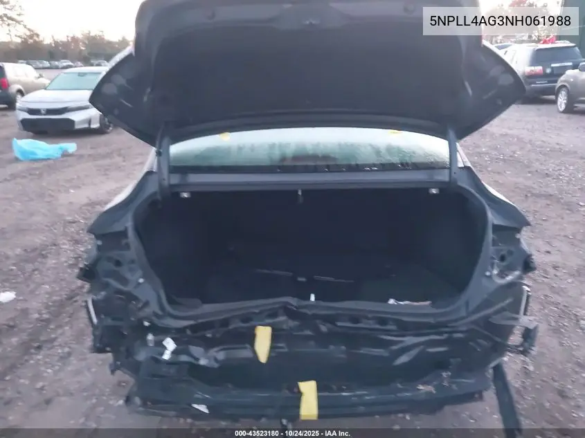 5NPLL4AG3NH061988 2022 Hyundai Elantra Se
