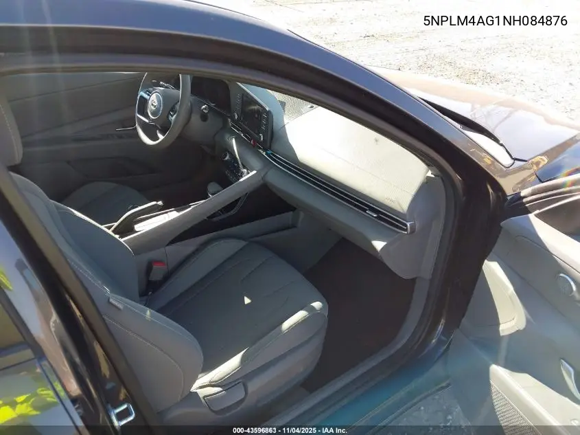5NPLM4AG1NH084876 2022 Hyundai Elantra Sel