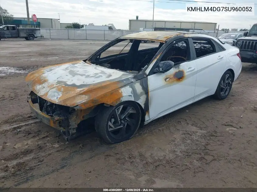 KMHLM4DG7SU960052 2025 Hyundai Elantra Sel Sport