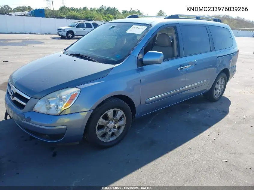 KNDMC233976039266 2007 Hyundai Entourage Gls/Limited/Se
