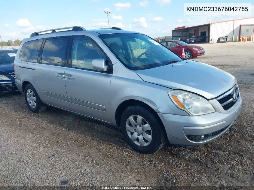 KNDMC233676042755 2007 Hyundai Entourage Gls/Limited/Se