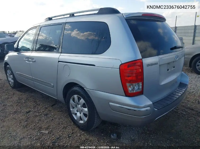 KNDMC233676042755 2007 Hyundai Entourage Gls/Limited/Se