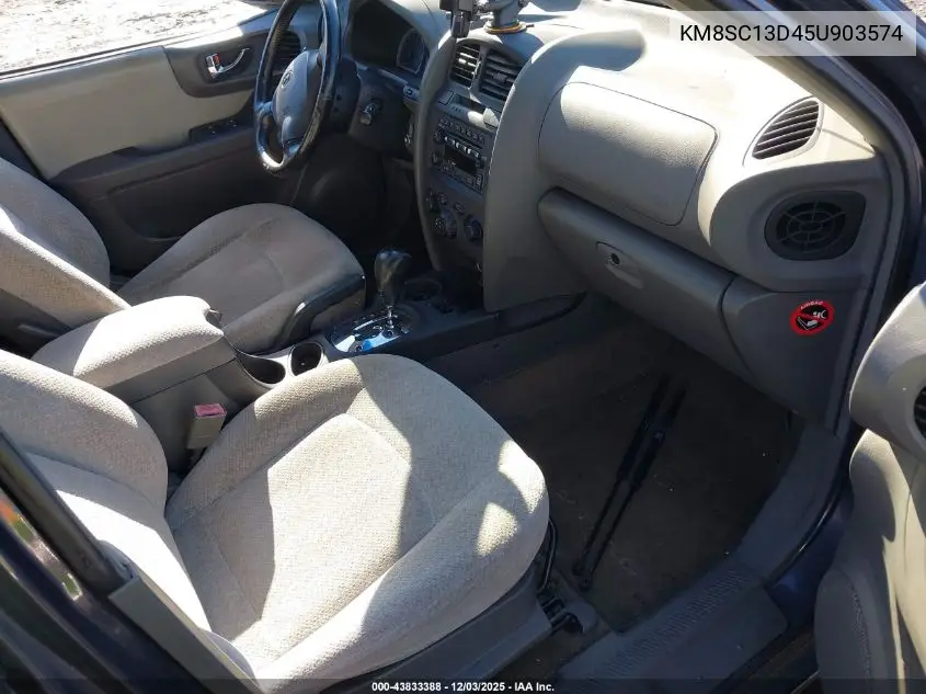 KM8SC13D45U903574 2005 Hyundai Santa Fe Gls