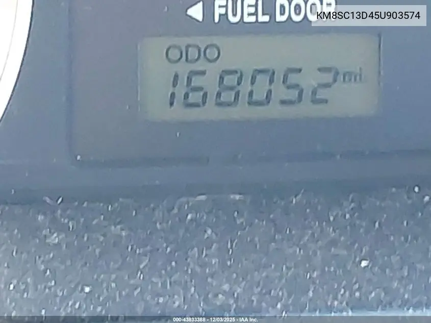 KM8SC13D45U903574 2005 Hyundai Santa Fe Gls