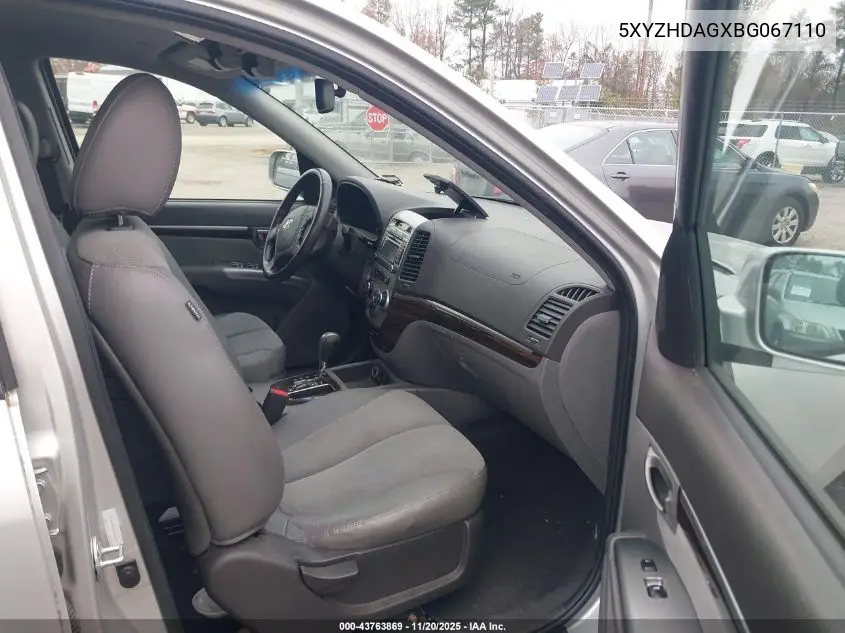 5XYZHDAGXBG067110 2011 Hyundai Santa Fe Se
