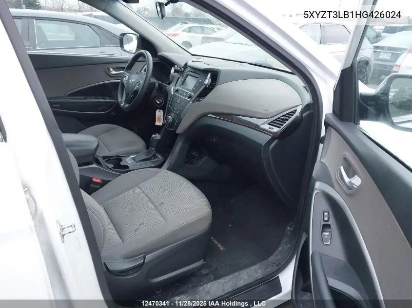 5XYZT3LB1HG426024 2017 Hyundai Santa Fe