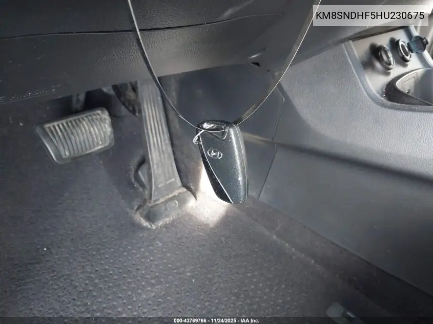 KM8SNDHF5HU230675 2017 Hyundai Santa Fe Se