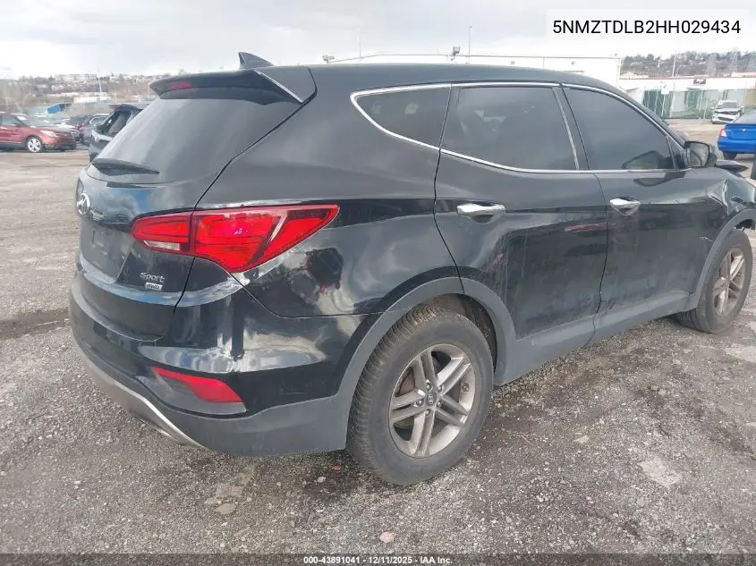 5NMZTDLB2HH029434 2017 Hyundai Santa Fe Sport 2.4L