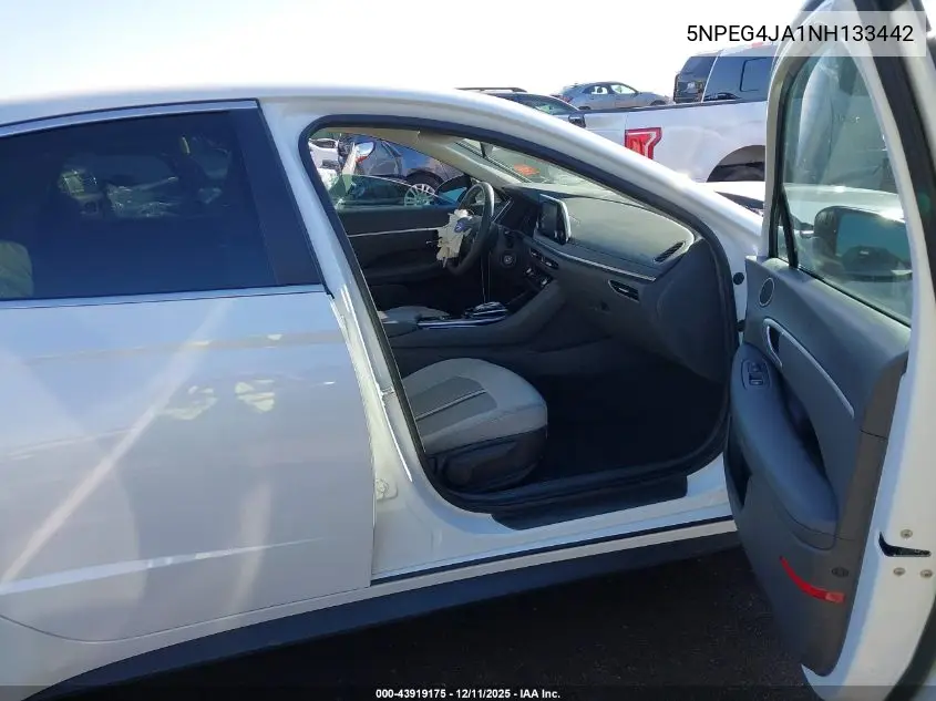 5NPEG4JA1NH133442 2022 Hyundai Sonata Se
