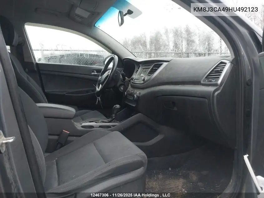 KM8J3CA49HU492123 2017 Hyundai Tucson Premium