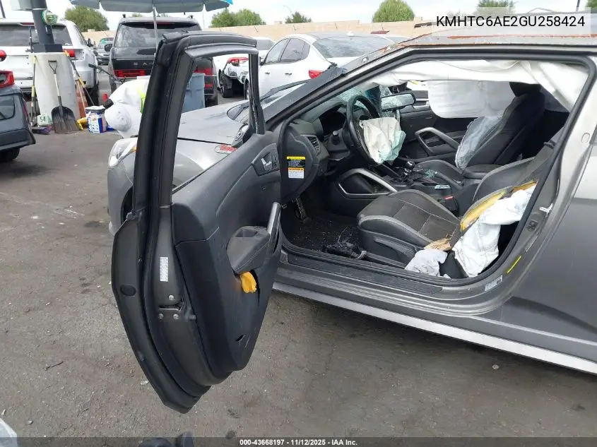 KMHTC6AE2GU258424 2016 Hyundai Veloster Turbo