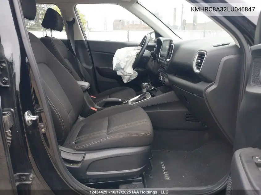 KMHRC8A32LU046847 2020 Hyundai Venue Sel/Denim