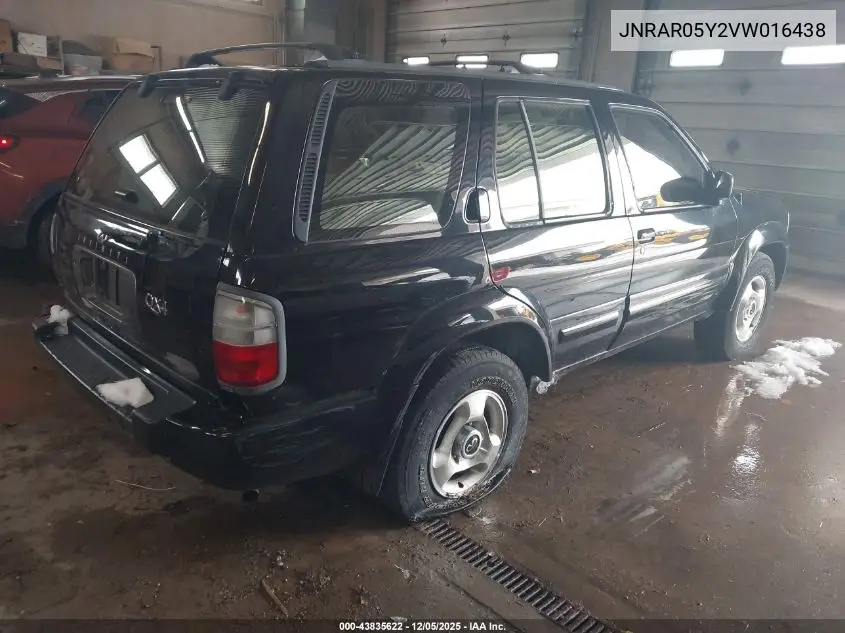 JNRAR05Y2VW016438 1997 Infiniti Qx4