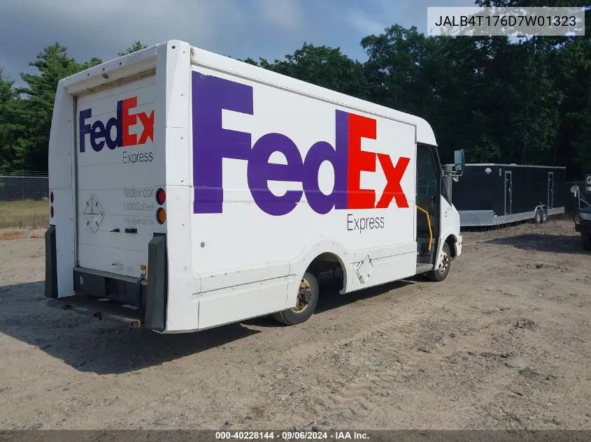 JALB4T176D7W01323 2013 Isuzu Commercial Van