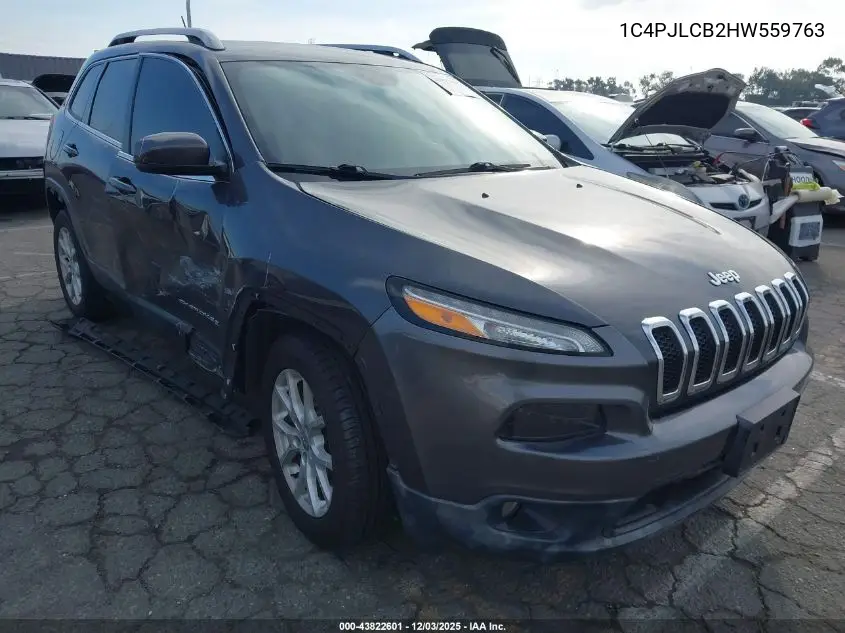 1C4PJLCB2HW559763 2017 Jeep Cherokee Latitude Fwd