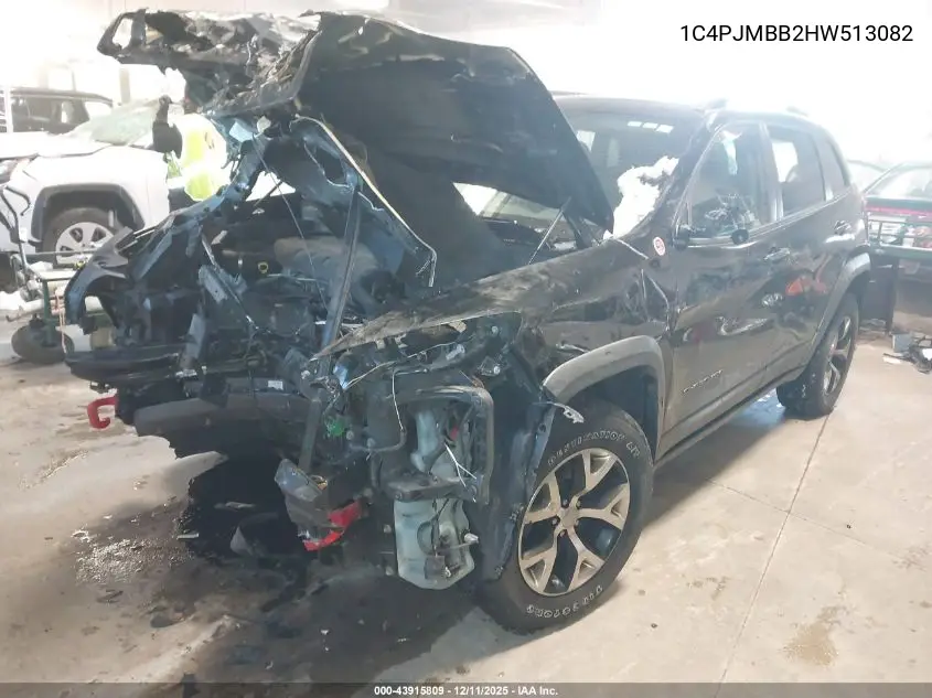 1C4PJMBB2HW513082 2017 Jeep Cherokee Trailhawk 4X4