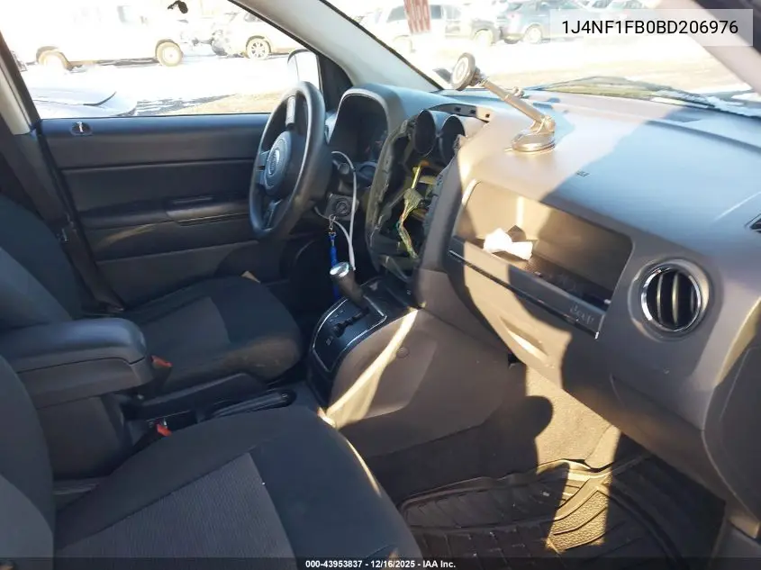 1J4NF1FB0BD206976 2011 Jeep Compass