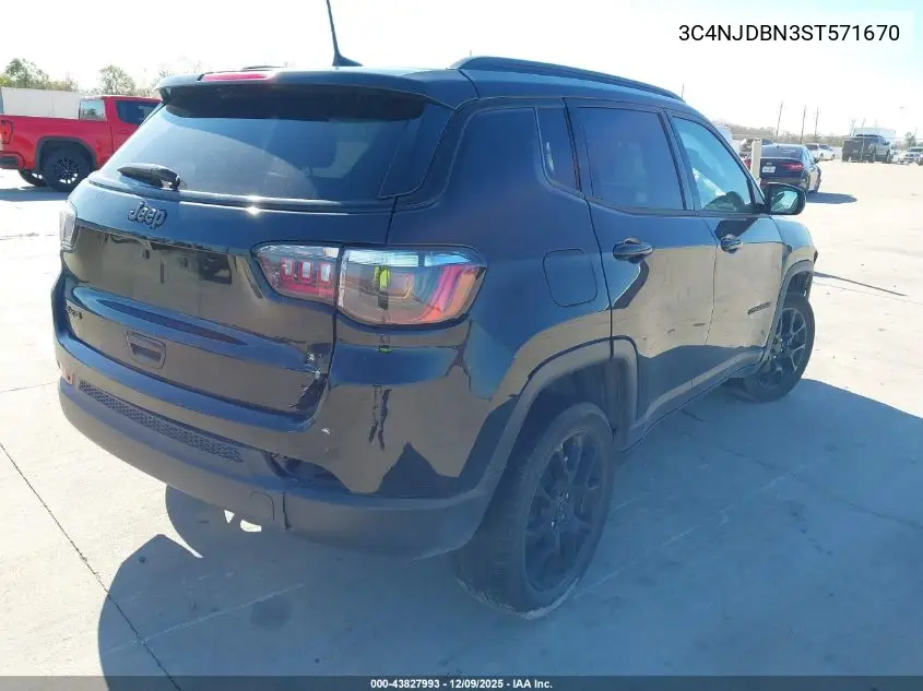 3C4NJDBN3ST571670 2025 Jeep Compass Latitude 4X4