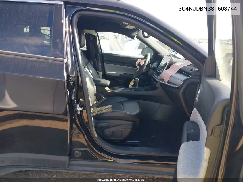 3C4NJDBN3ST603744 2025 Jeep Compass Latitude 4X4