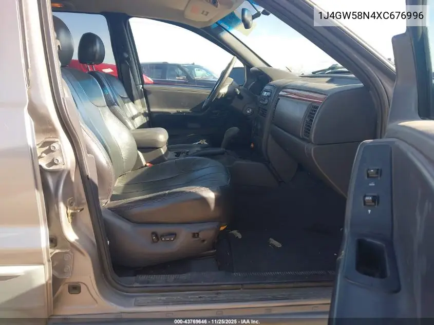 1J4GW58N4XC676996 1999 Jeep Grand Cherokee Laredo