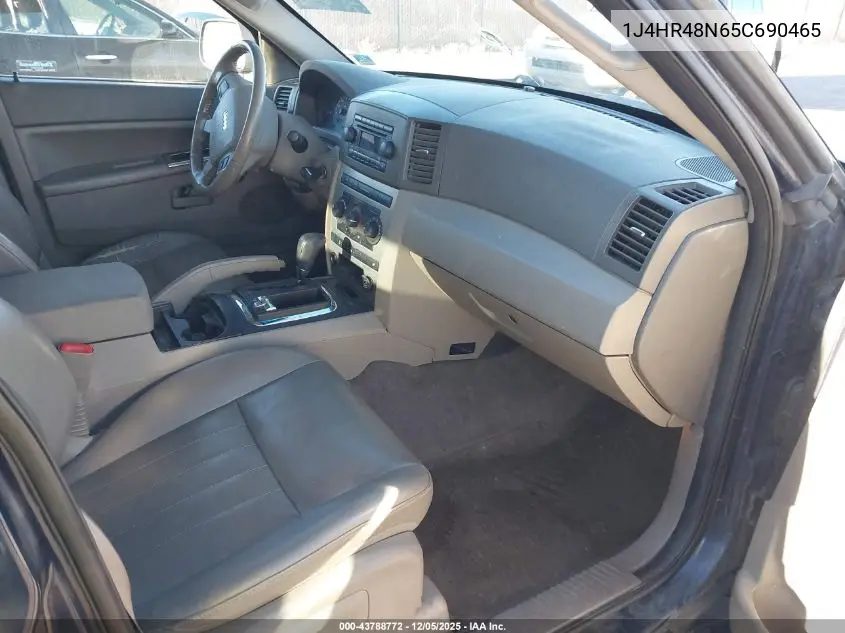 1J4HR48N65C690465 2005 Jeep Grand Cherokee Laredo
