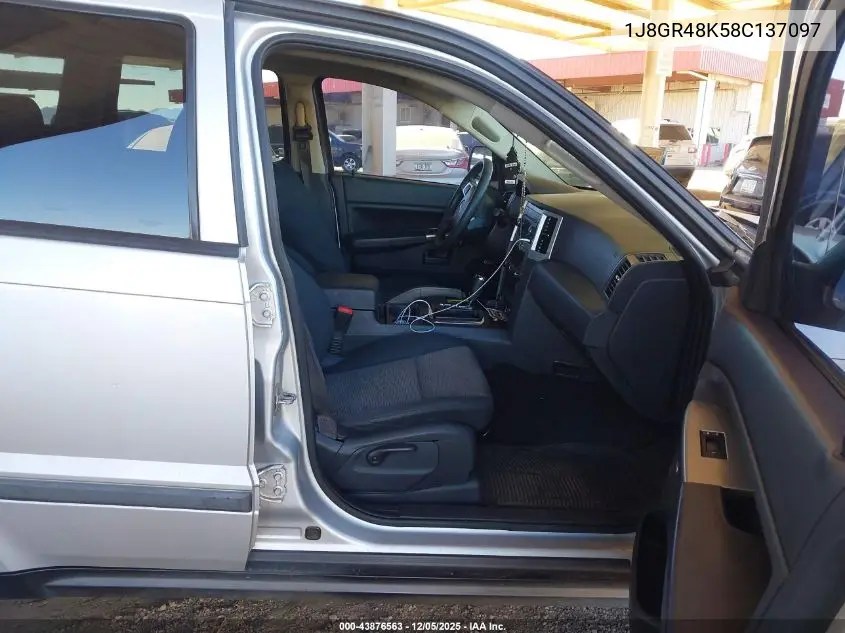 1J8GR48K58C137097 2008 Jeep Grand Cherokee Laredo