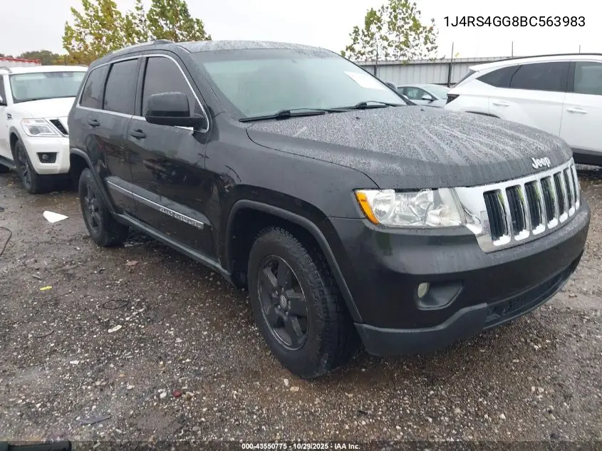 1J4RS4GG8BC563983 2011 Jeep Grand Cherokee Laredo