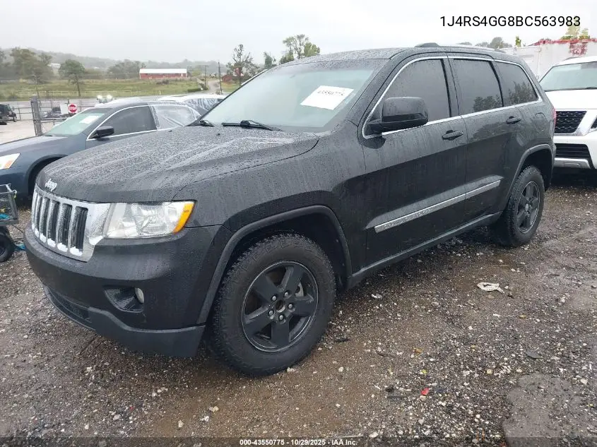 1J4RS4GG8BC563983 2011 Jeep Grand Cherokee Laredo