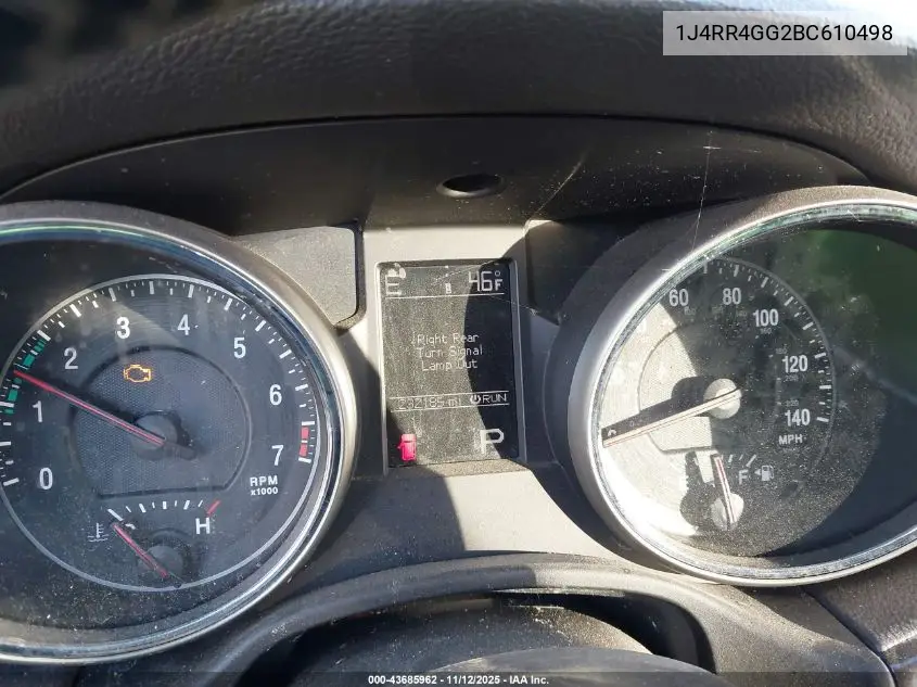 1J4RR4GG2BC610498 2011 Jeep Grand Cherokee Laredo