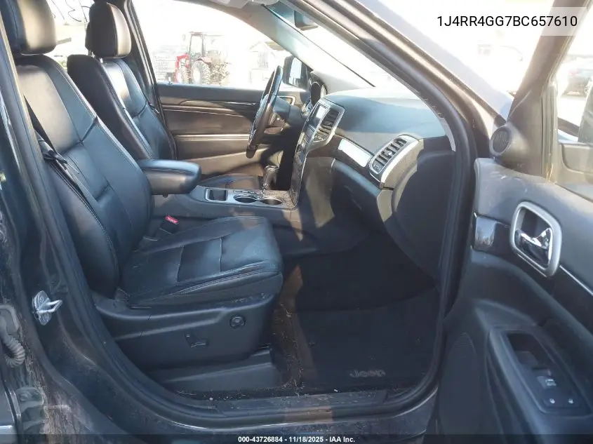 1J4RR4GG7BC657610 2011 Jeep Grand Cherokee Laredo